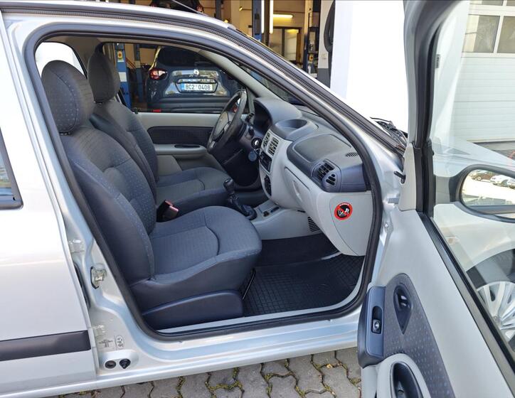 Renault Thalia 15