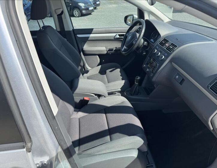 Volkswagen Touran 14