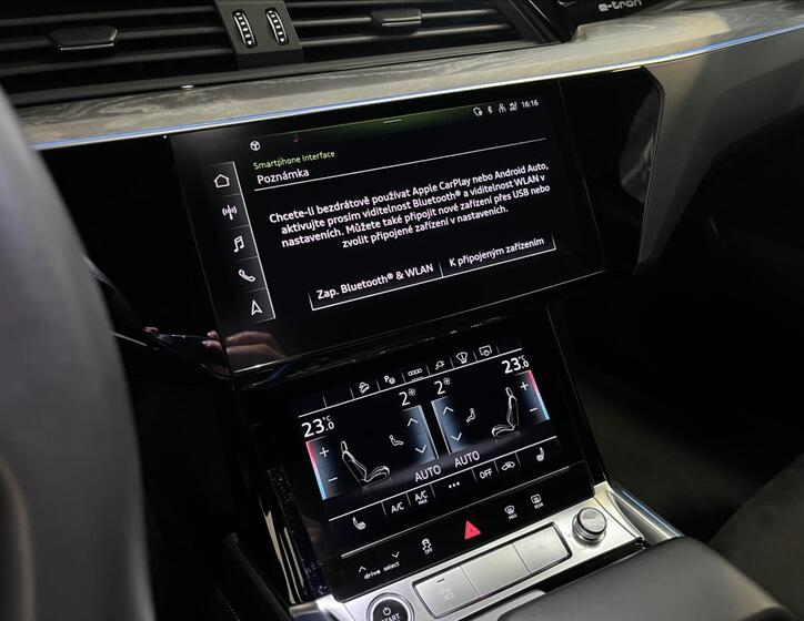 Audi Q8 e-tron 7