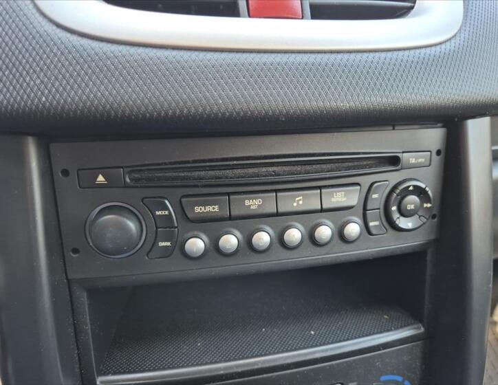 Peugeot 207 14