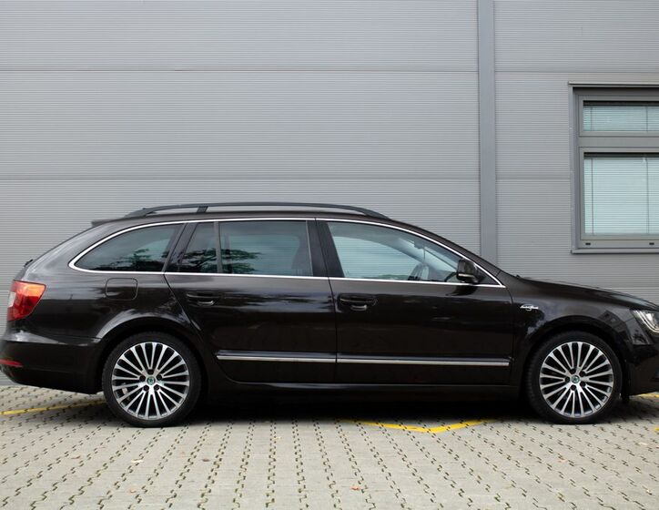 Škoda Superb 4