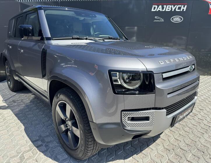Land Rover Defender 7