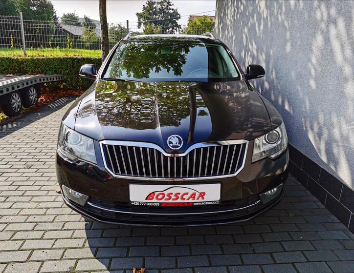 Škoda Superb 10
