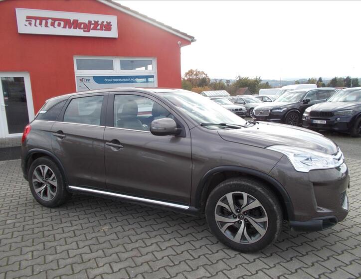 Citroën C4 Aircross 8
