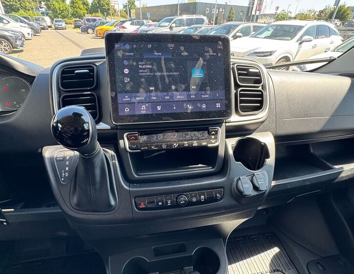 Toyota Proace Max 12