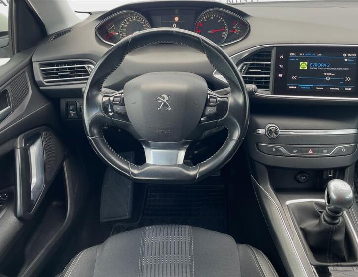 Peugeot 308 11