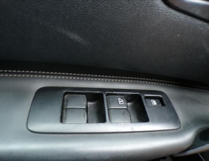 Nissan Qashqai 13