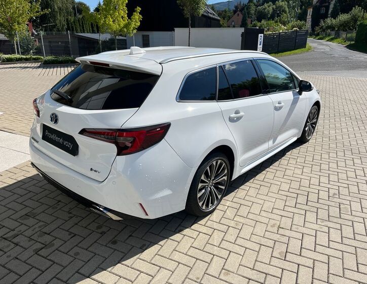 Toyota Corolla 9