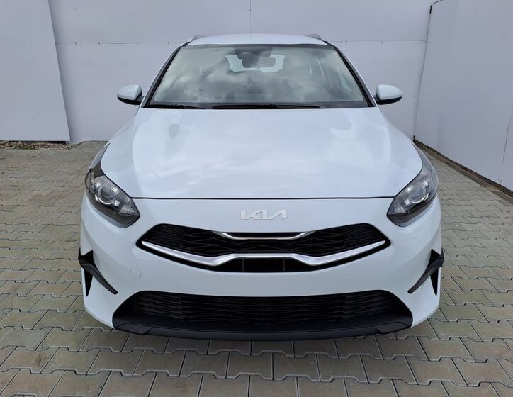 KIA Ceed 11