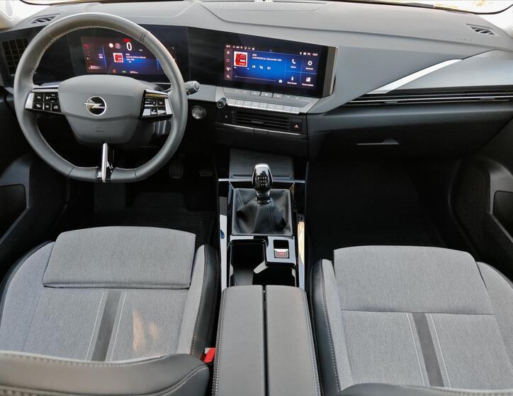 Opel Astra 26