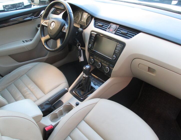 Škoda Octavia 21