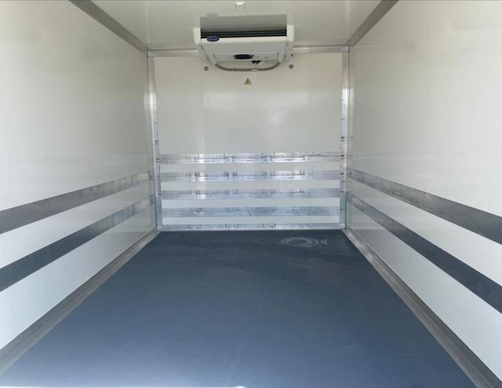 Renault Master 8