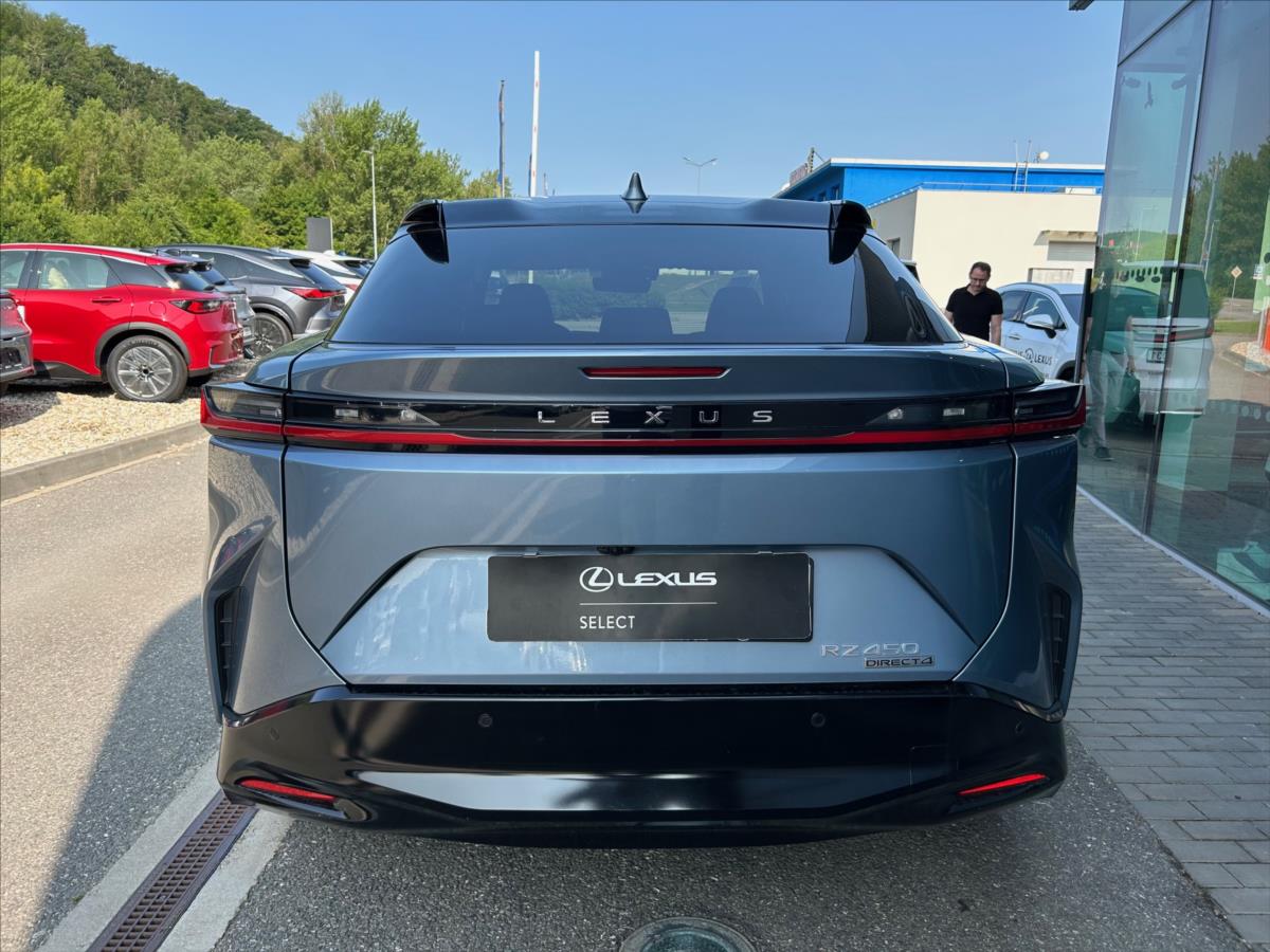 Lexus RZ 450e