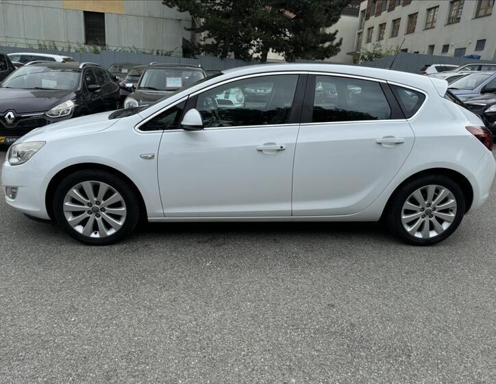 Opel Astra 4