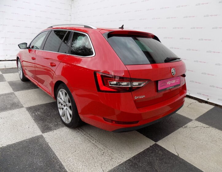 Škoda Superb 3