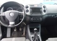 Volkswagen Tiguan 12
