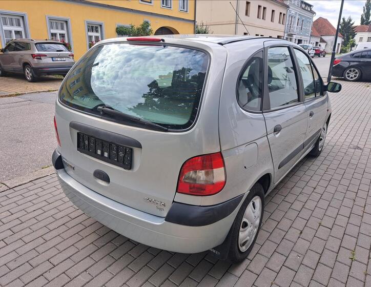 Renault Scénic 9