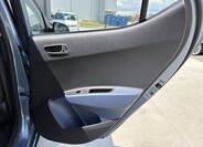 Hyundai i10 24