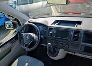 Volkswagen Caravelle 21