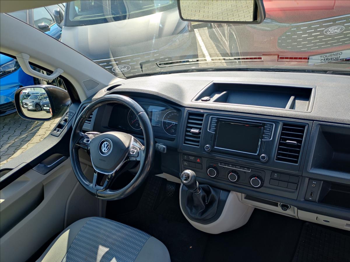Volkswagen Caravelle