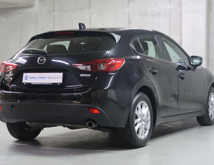 Mazda 3 5