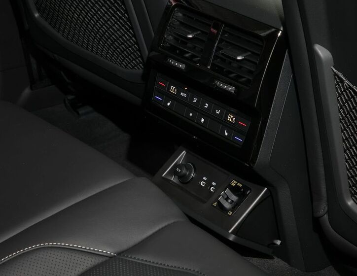 Volkswagen Touareg 24