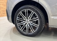 Volkswagen Multivan 9