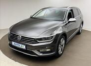 Volkswagen Passat 1