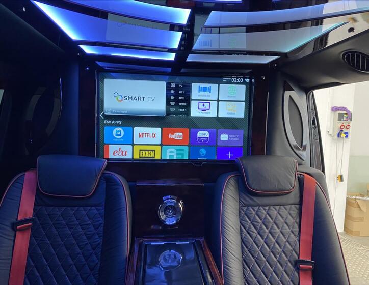 Volkswagen Caravelle 13