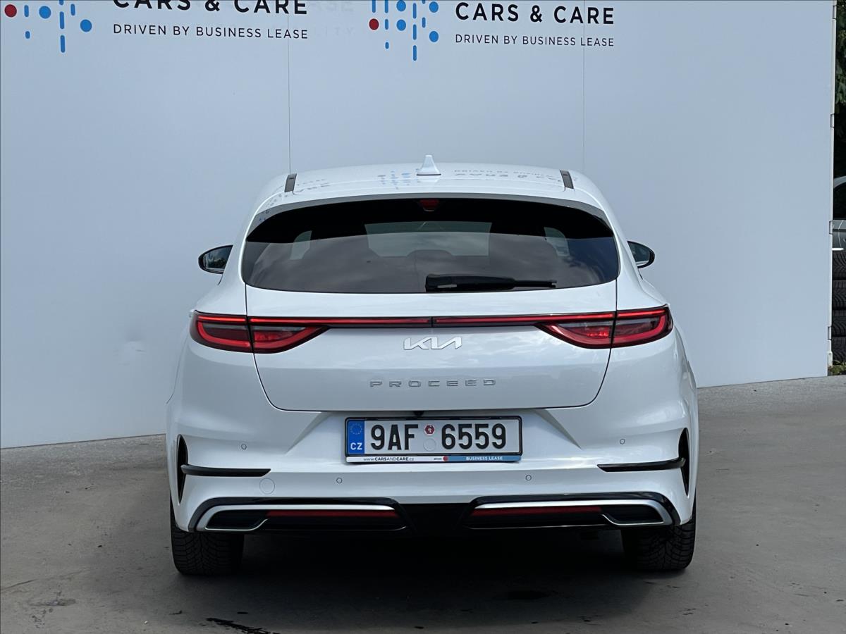 KIA ProCeed
