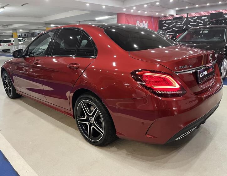 Mercedes-Benz Třídy C 7