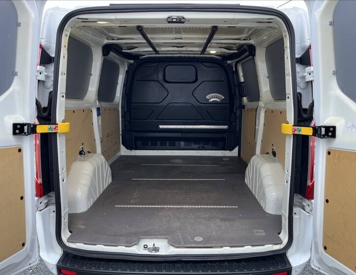 Ford Transit Custom 33
