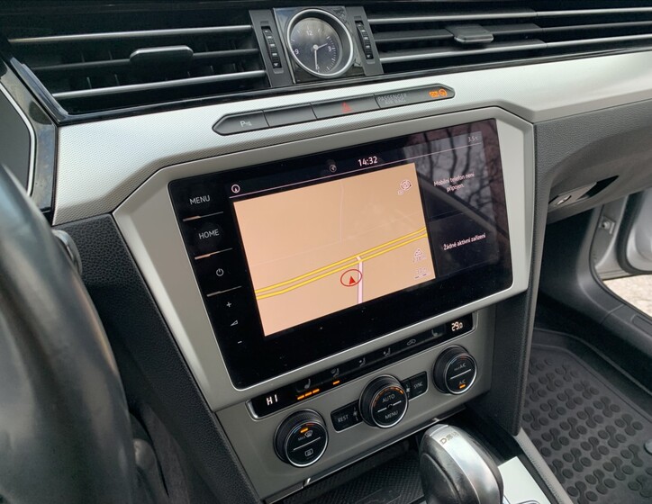 Volkswagen Passat 12