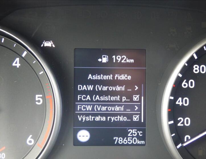 Hyundai i30 26