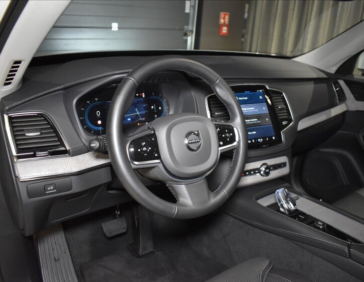 Volvo XC90 14