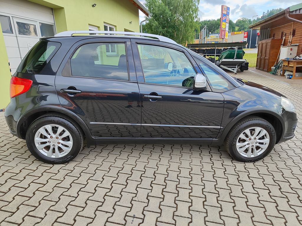 Suzuki SX4