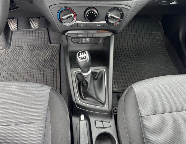 Hyundai i20 19