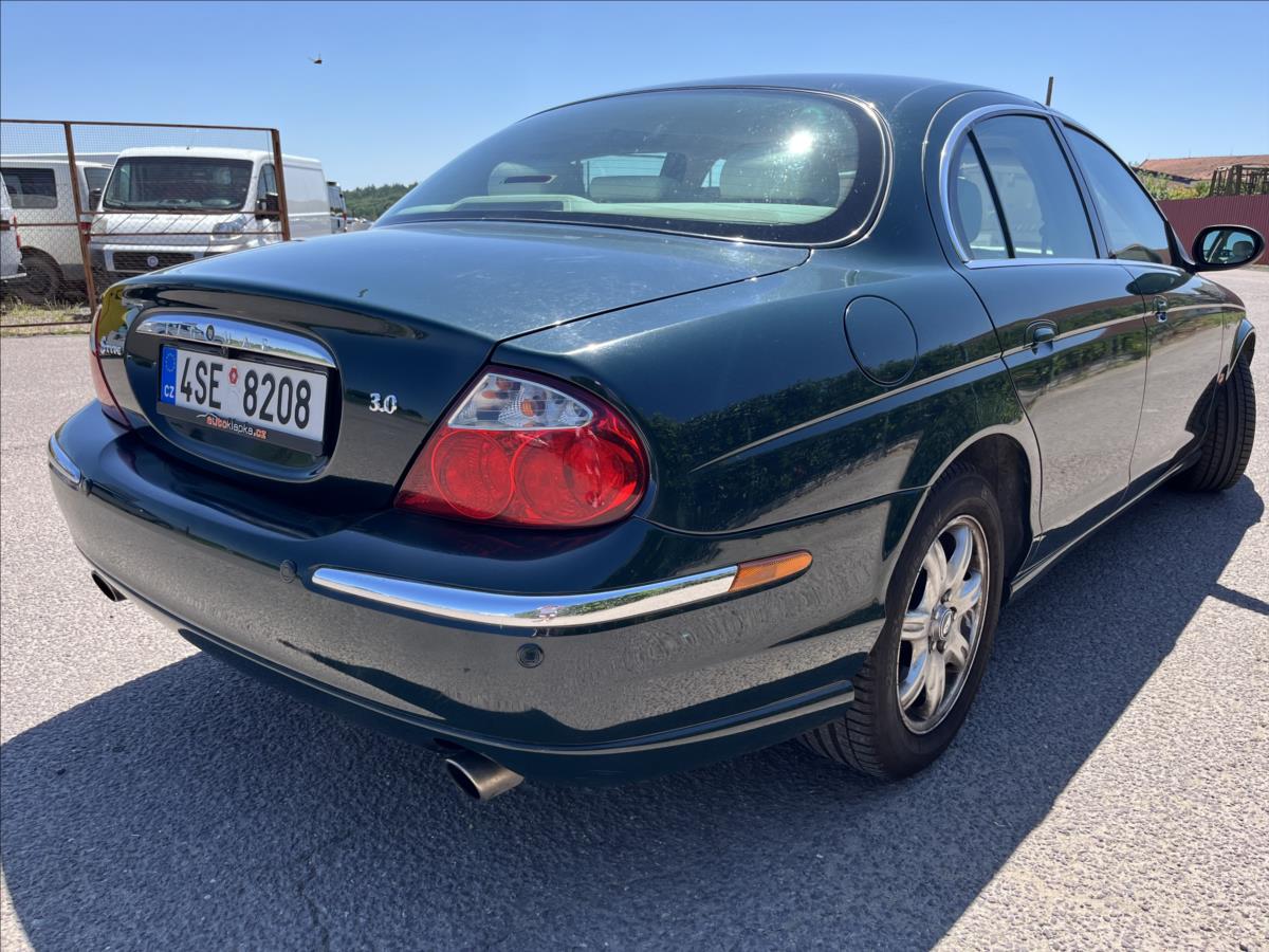 Jaguar S-Type