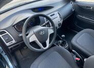 Hyundai i20 10