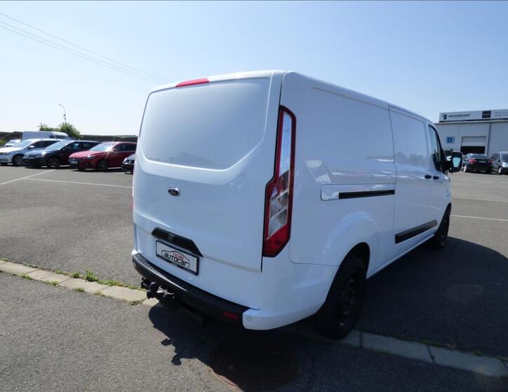 Ford Transit Custom 2