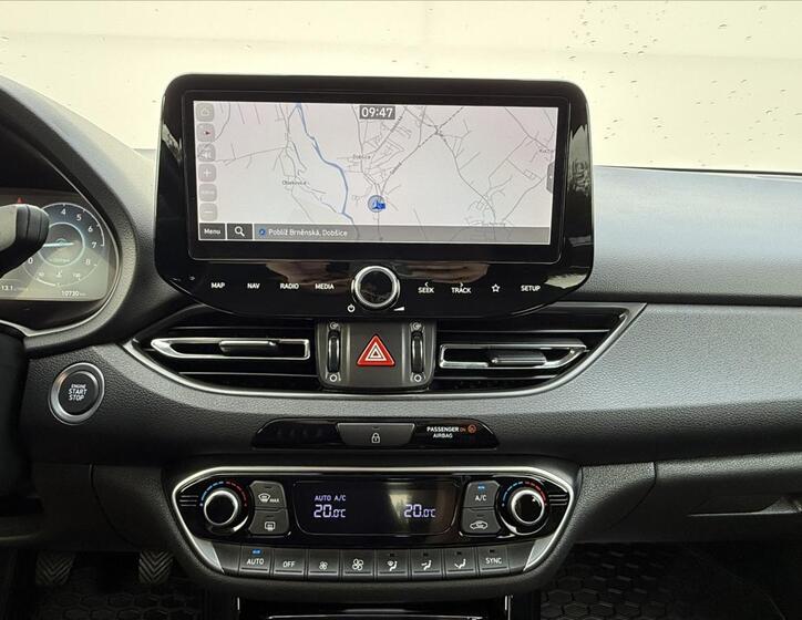 Hyundai i30 17