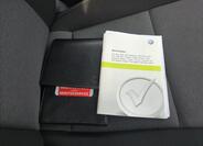 Volkswagen Golf 38