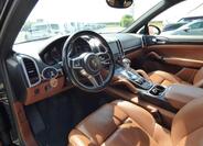 Porsche Cayenne 9