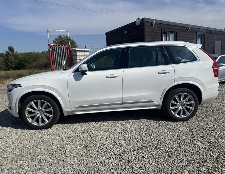 Volvo XC90 8