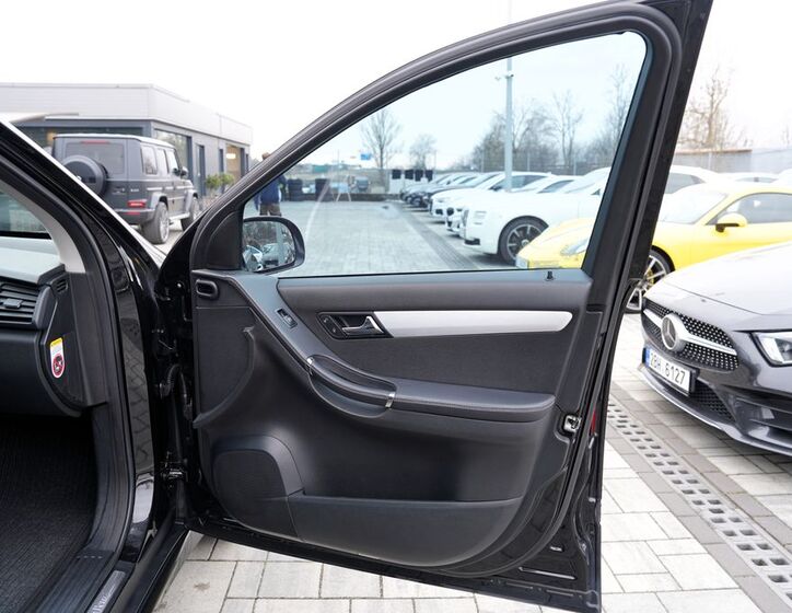 Mercedes-Benz Třídy R 22