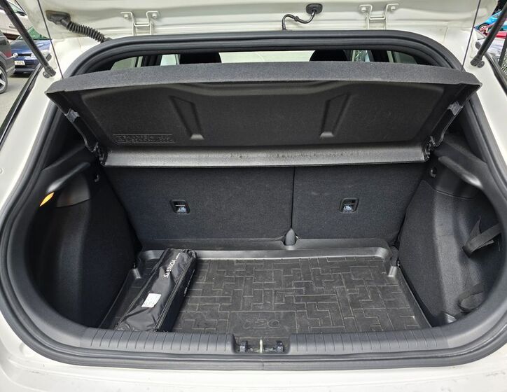 Hyundai i20 26