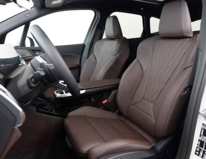 BMW Řada 2 18
