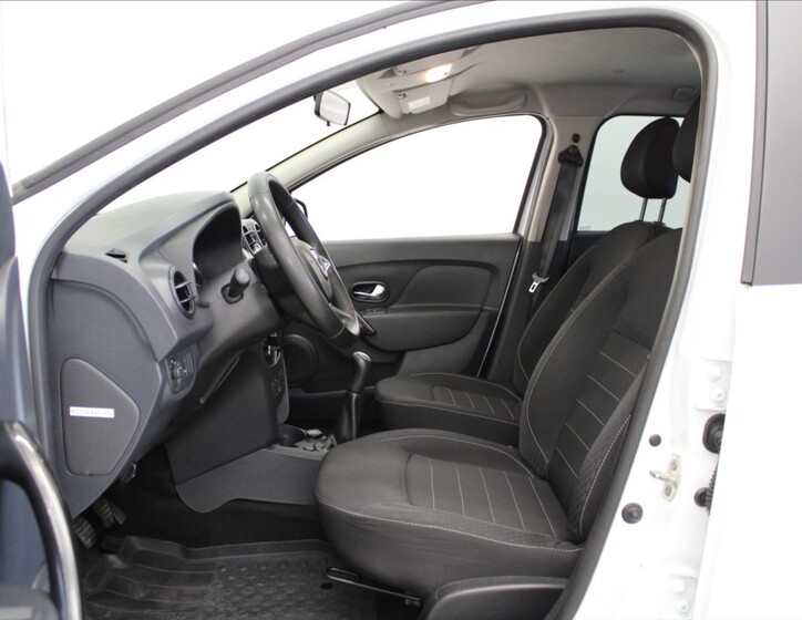 Dacia Logan 6
