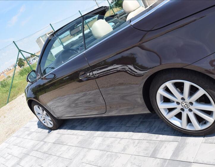 Volkswagen EOS 11