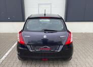 Suzuki Swift 8